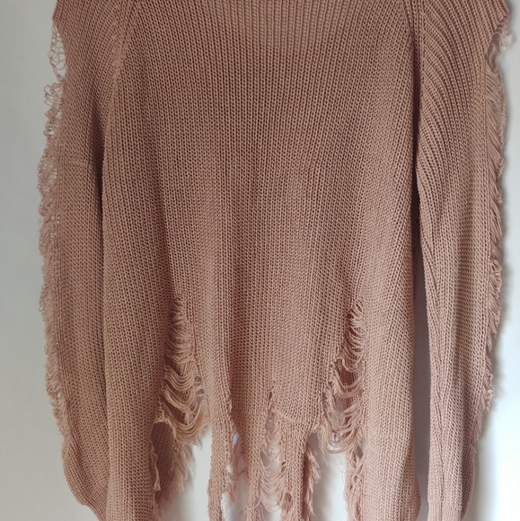 Fashion Nova sweater - Picture 4 of 6